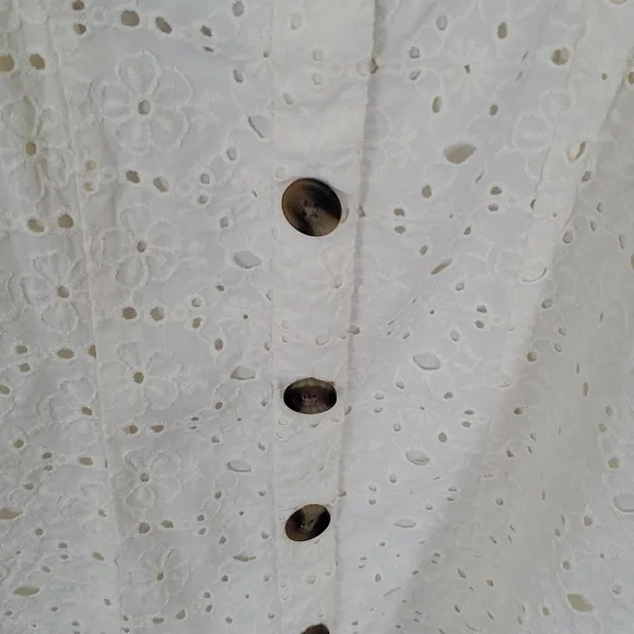 Cream Button-Down Eyelet Dress American Eagle Size Small Adjustable Button Strap - Picture 2 of 4